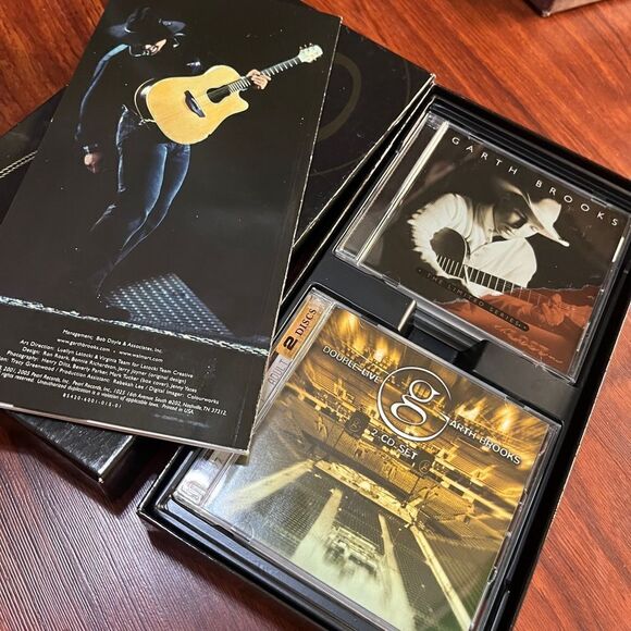 Vintage GARTH BROOKS THE LIMITED SERIES 6 CD’s. - Picture 7 of 7